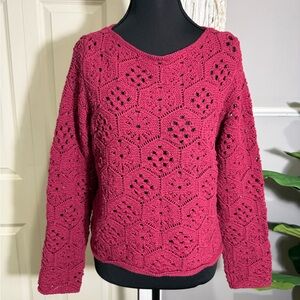 Loft small Chic Crochet Sweater in Rich Pink
